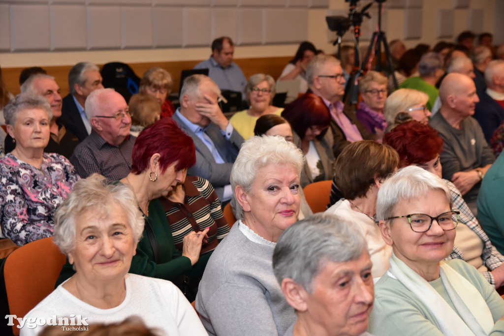 Kabaret Sanatorium: Premierowy występ z okazji 15-lecia istnienia przyciągnął tłumy