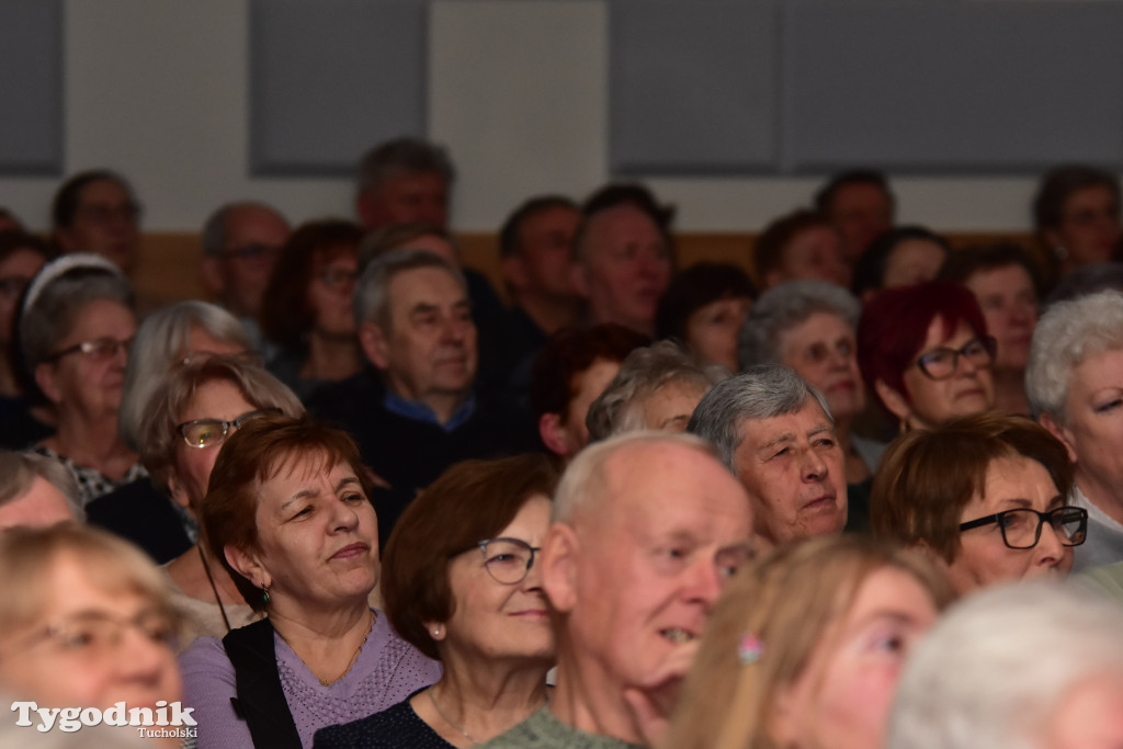 Kabaret Sanatorium: Premierowy występ z okazji 15-lecia istnienia przyciągnął tłumy