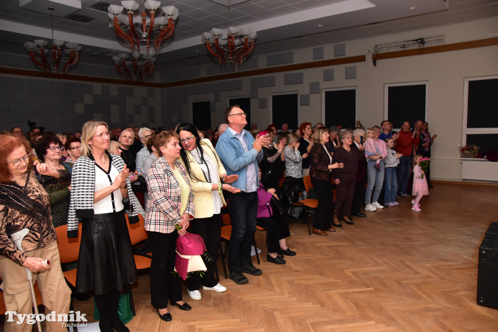 Kabaret Sanatorium: Premierowy występ z okazji 15-lecia istnienia przyciągnął tłumy