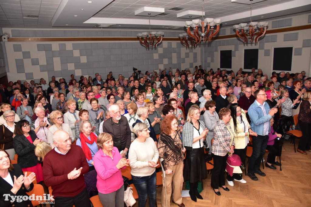 Kabaret Sanatorium: Premierowy występ z okazji 15-lecia istnienia przyciągnął tłumy