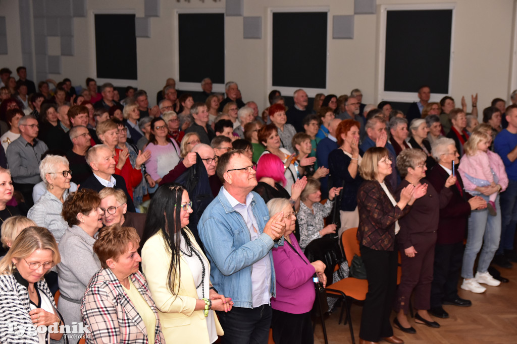 Kabaret Sanatorium: Premierowy występ z okazji 15-lecia istnienia przyciągnął tłumy