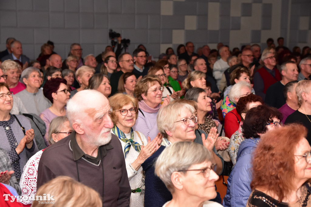 Kabaret Sanatorium: Premierowy występ z okazji 15-lecia istnienia przyciągnął tłumy
