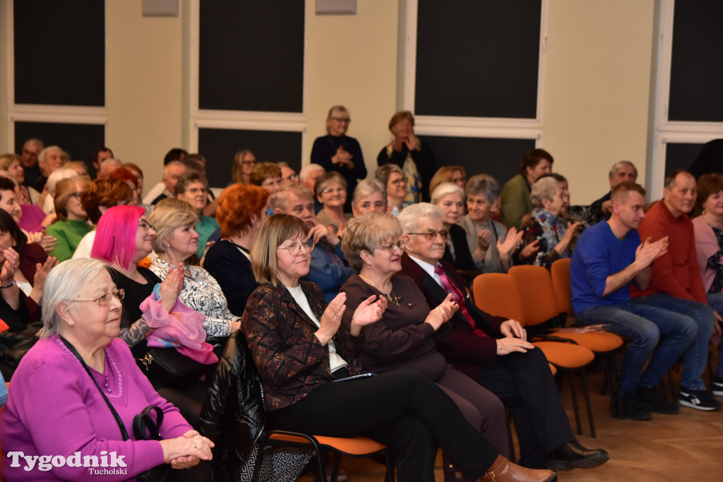 Kabaret Sanatorium: Premierowy występ z okazji 15-lecia istnienia przyciągnął tłumy