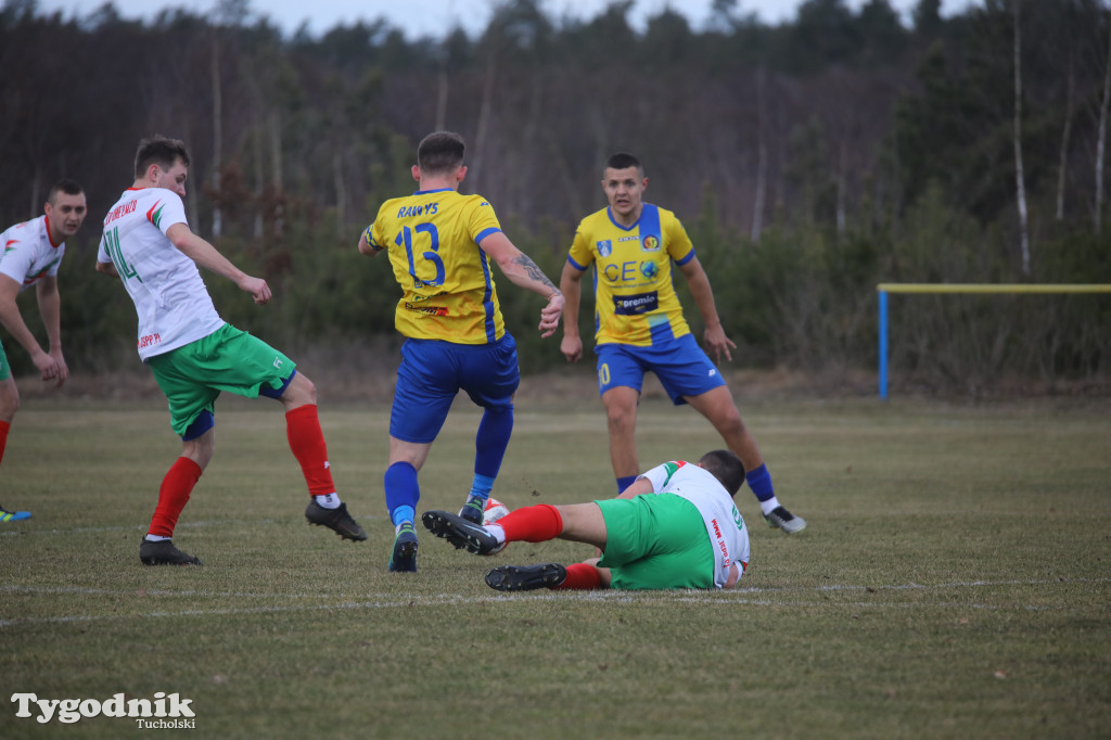 Rawys CEO Raciąż - Legia Chełmża 2:0 (1:0). Bramki: Damian Rybacki (11), Stenawk (71)