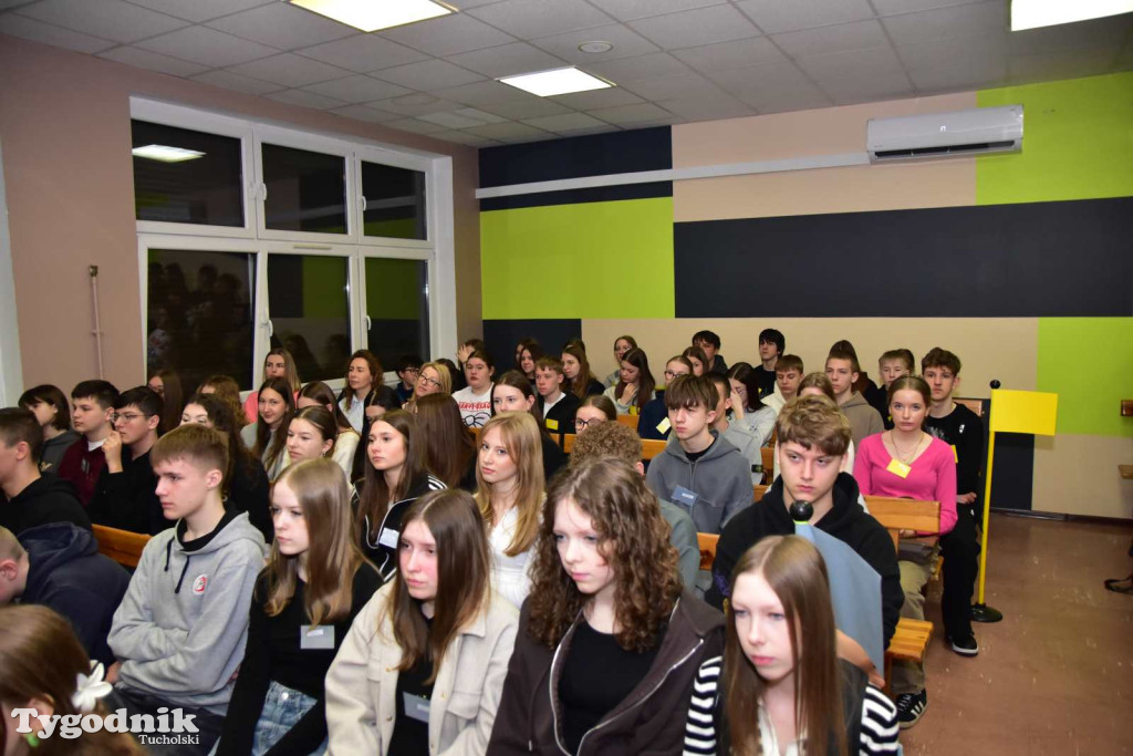 XIV Nowodworski Festiwal Nauki: Uczniowie 