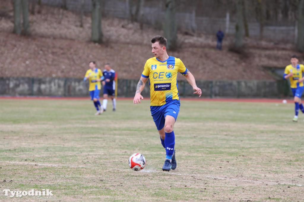 Chełminianka Chełmno - Rawys CEO Raciąż 1:4 (1:2). Bramki: Prondziński (4,88), Damian Rybacki (36), Guladi Kokoladze (63)