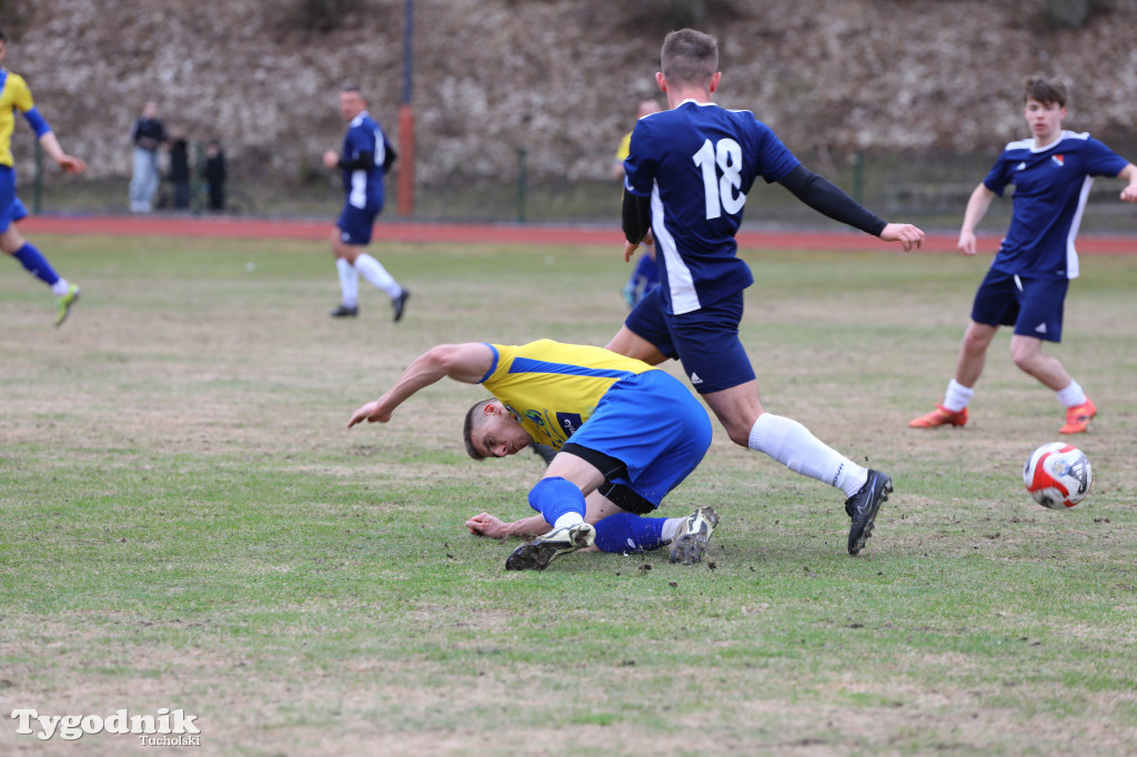Chełminianka Chełmno - Rawys CEO Raciąż 1:4 (1:2). Bramki: Prondziński (4,88), Damian Rybacki (36), Guladi Kokoladze (63)