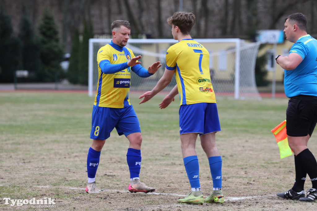 Chełminianka Chełmno - Rawys CEO Raciąż 1:4 (1:2). Bramki: Prondziński (4,88), Damian Rybacki (36), Guladi Kokoladze (63)