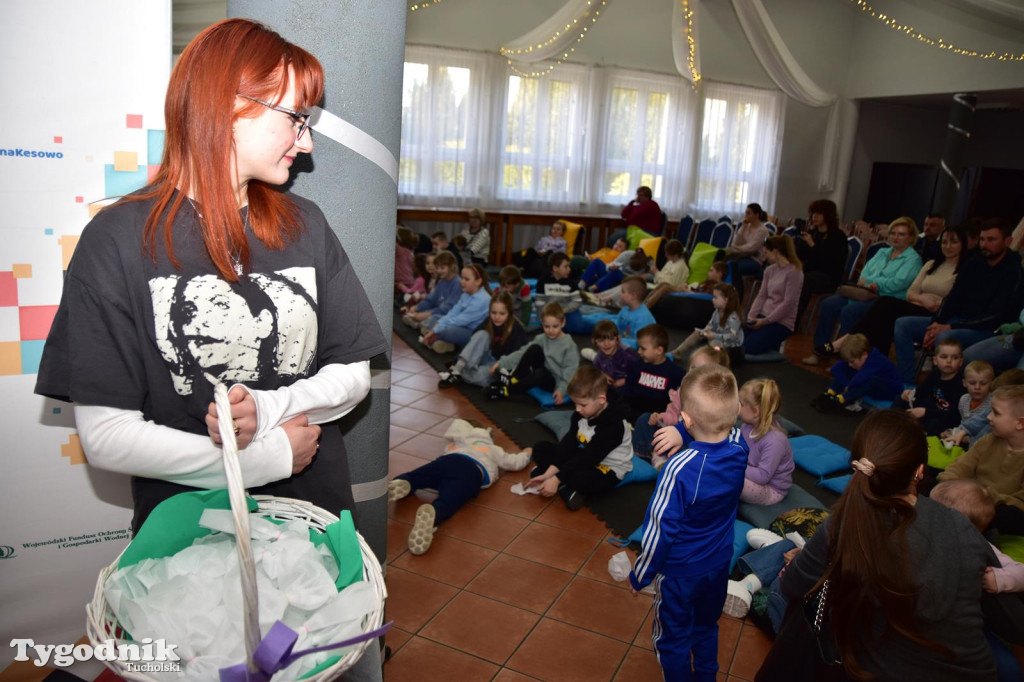 Spektakl lalkowy w B-CK w Kęsowie