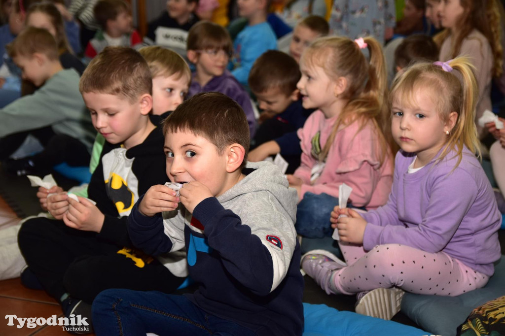 Spektakl lalkowy w B-CK w Kęsowie