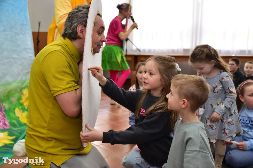 Spektakl lalkowy w B-CK w Kęsowie