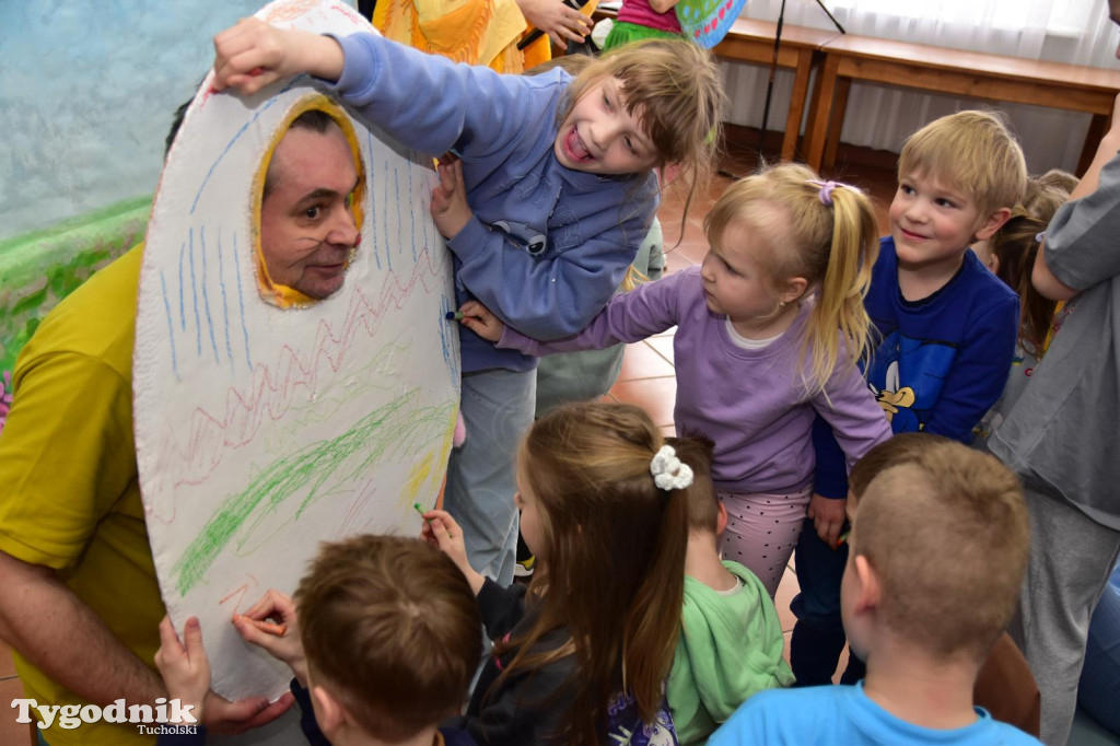 Spektakl lalkowy w B-CK w Kęsowie