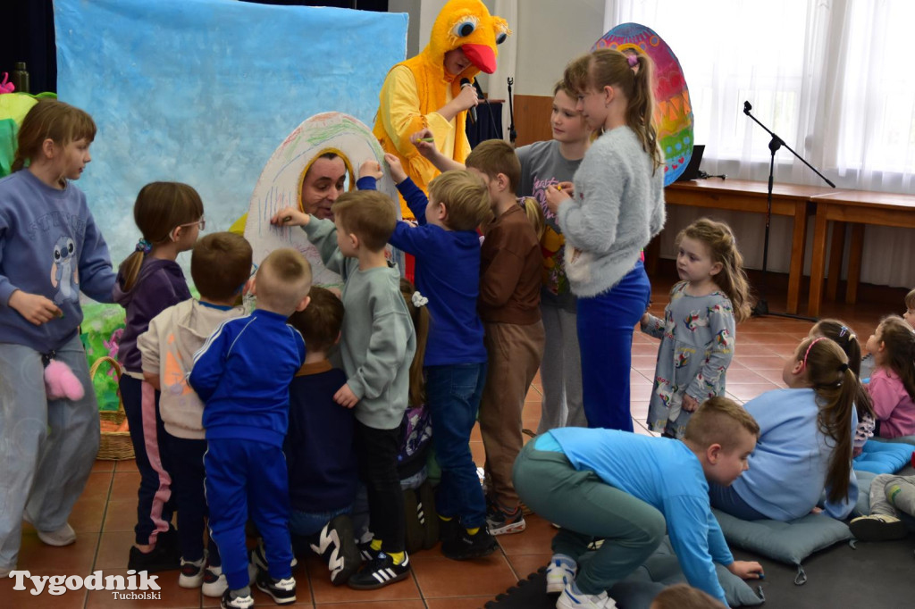 Spektakl lalkowy w B-CK w Kęsowie