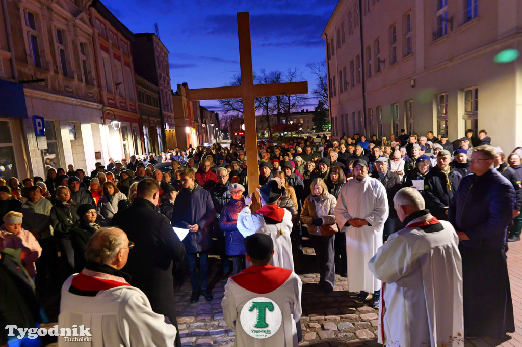 Miejska Droga Krzyżowa w Tucholi (29 marca)