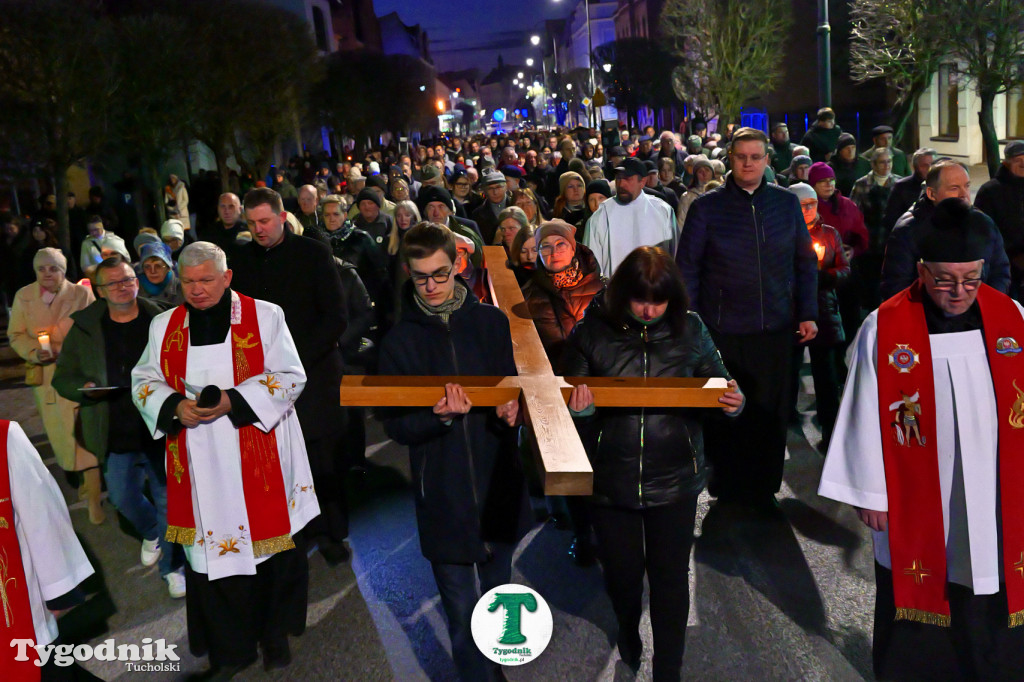 Miejska Droga Krzyżowa w Tucholi (29 marca)