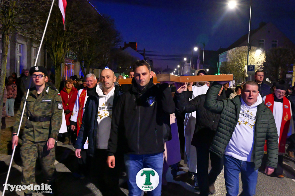 Miejska Droga Krzyżowa w Tucholi (29 marca)