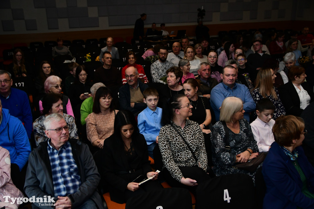 Najnowsza premiera Masque na 20-lecie: „Morderstwo odbędzie się…”.