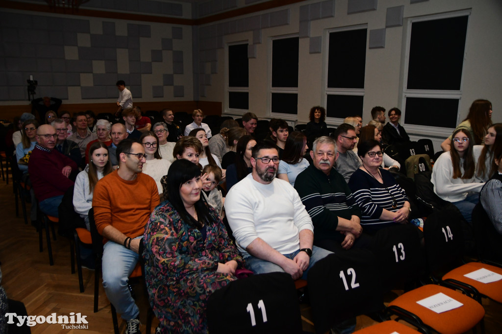 Najnowsza premiera Masque na 20-lecie: „Morderstwo odbędzie się…”.