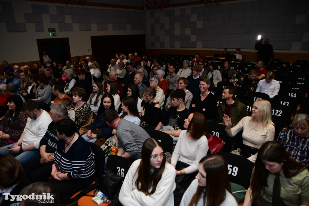 Najnowsza premiera Masque na 20-lecie: „Morderstwo odbędzie się…”.