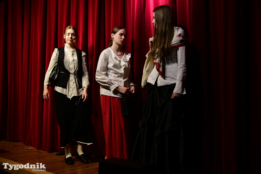 Najnowsza premiera Masque na 20-lecie: „Morderstwo odbędzie się…”.