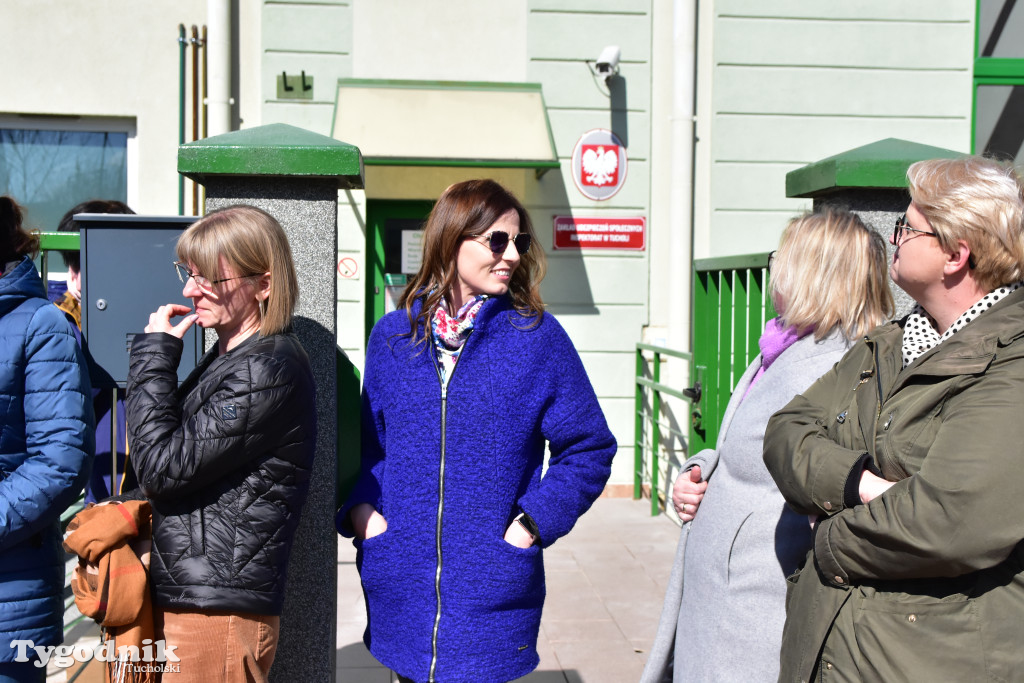 Tuchola: Protest pracowników inspektoratu Zakładu Ubezpieczeń Społecznych