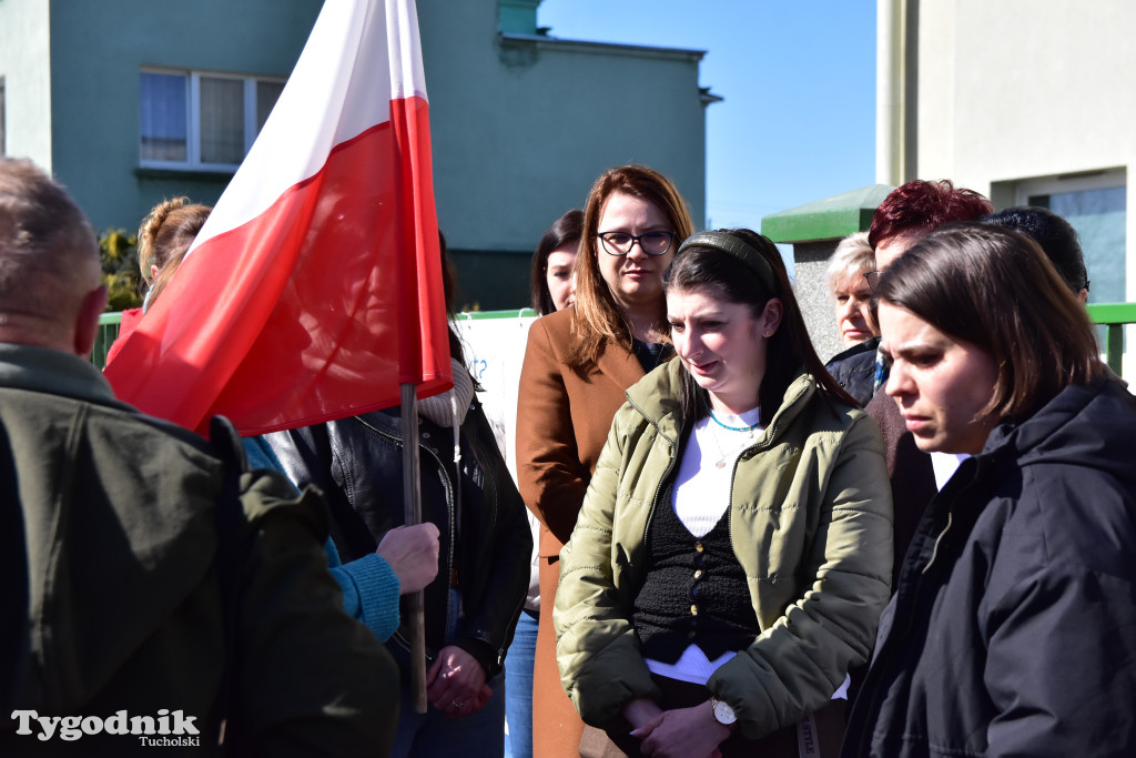 Tuchola: Protest pracowników inspektoratu Zakładu Ubezpieczeń Społecznych
