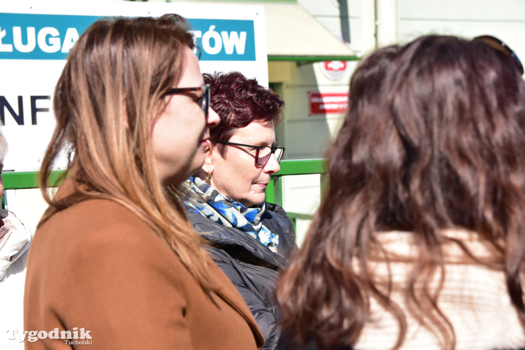 Tuchola: Protest pracowników inspektoratu Zakładu Ubezpieczeń Społecznych