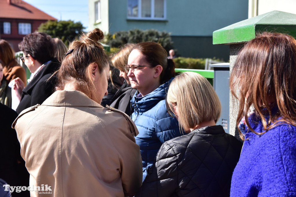 Tuchola: Protest pracowników inspektoratu Zakładu Ubezpieczeń Społecznych