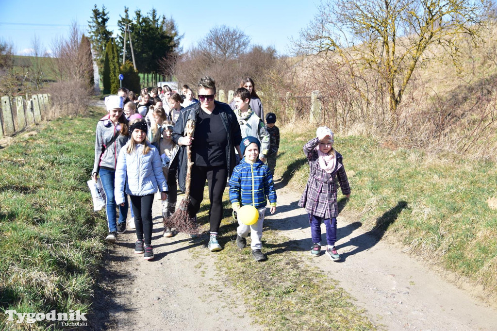 Przyrowa: Wielkanocny kiermasz i poszukiwania zajączka
