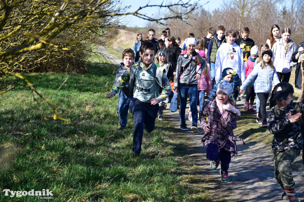 Przyrowa: Wielkanocny kiermasz i poszukiwania zajączka