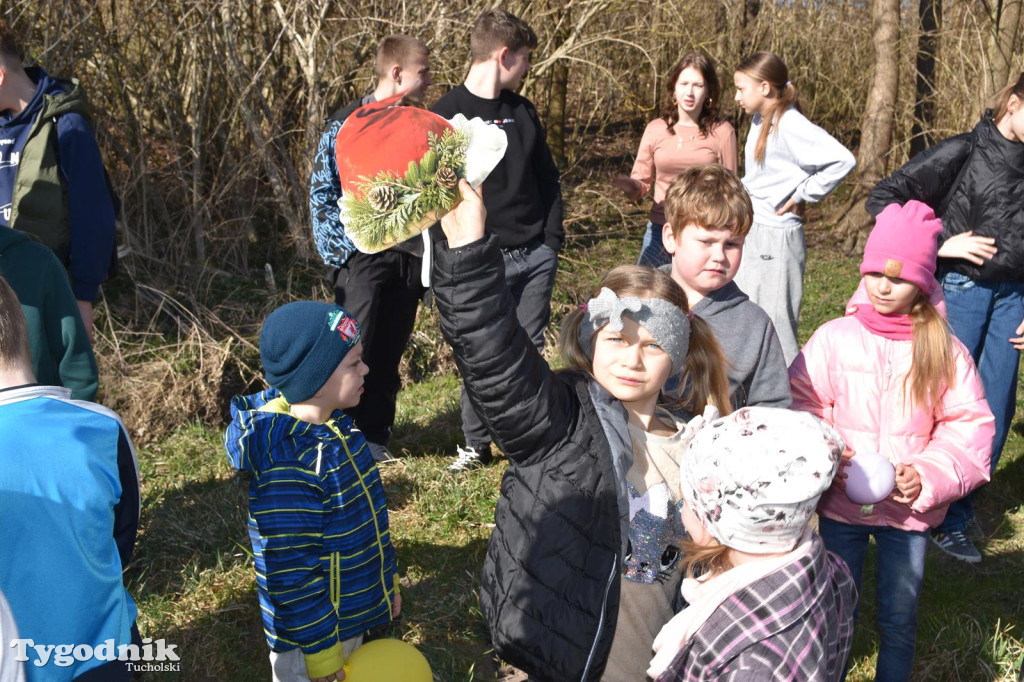 Przyrowa: Wielkanocny kiermasz i poszukiwania zajączka