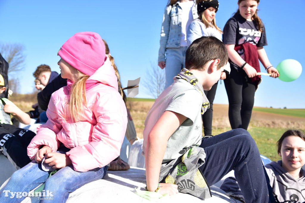 Przyrowa: Wielkanocny kiermasz i poszukiwania zajączka