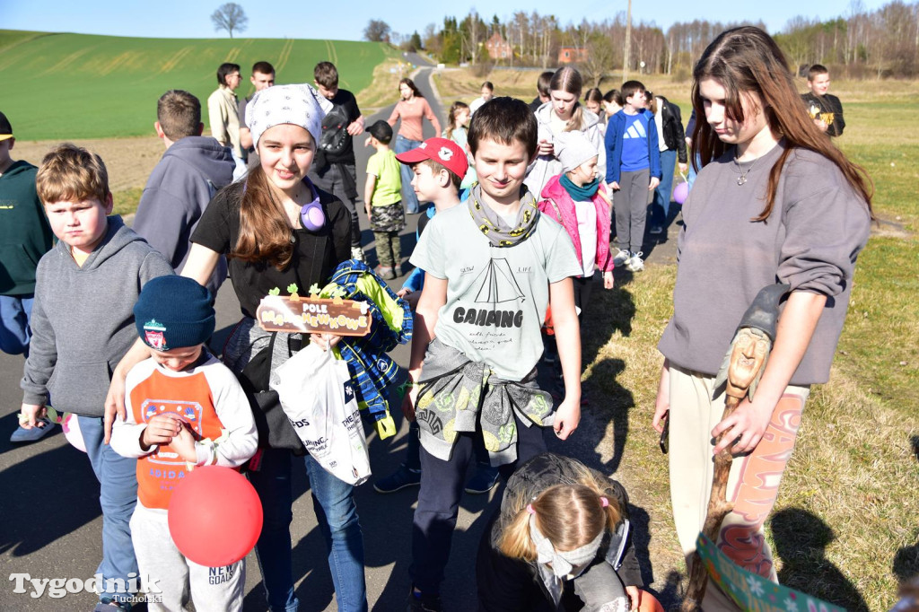 Przyrowa: Wielkanocny kiermasz i poszukiwania zajączka