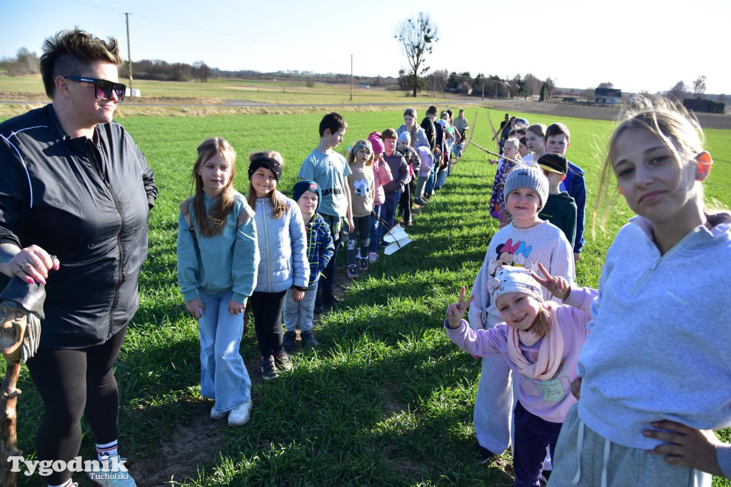 Przyrowa: Wielkanocny kiermasz i poszukiwania zajączka