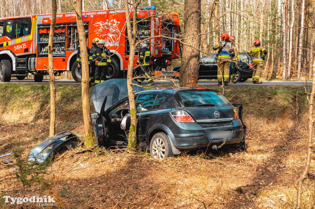 DW240. Wypadek w rejonie Lubiewic 11 kwietnia