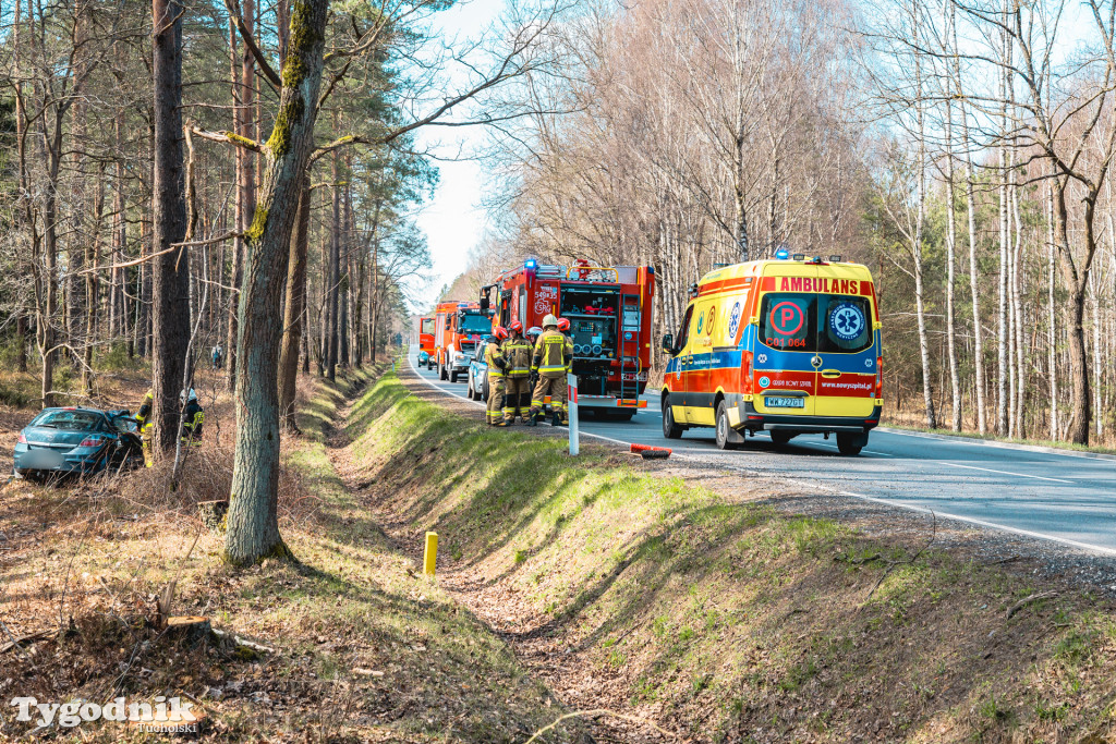 DW240. Wypadek w rejonie Lubiewic 11 kwietnia