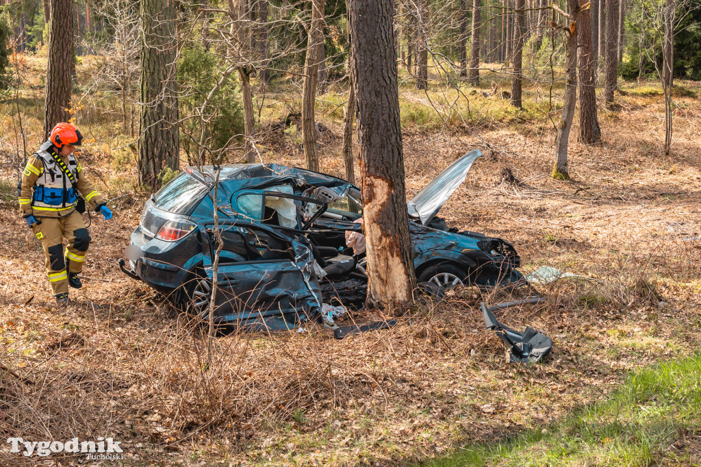 DW240. Wypadek w rejonie Lubiewic 11 kwietnia