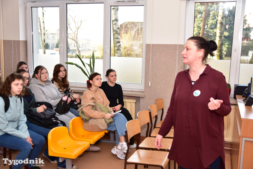 Zachęcają, aby od września kontynuować naukę w ich klasach. ZSLiT zaprosiło ósmoklasistów do swoich murów