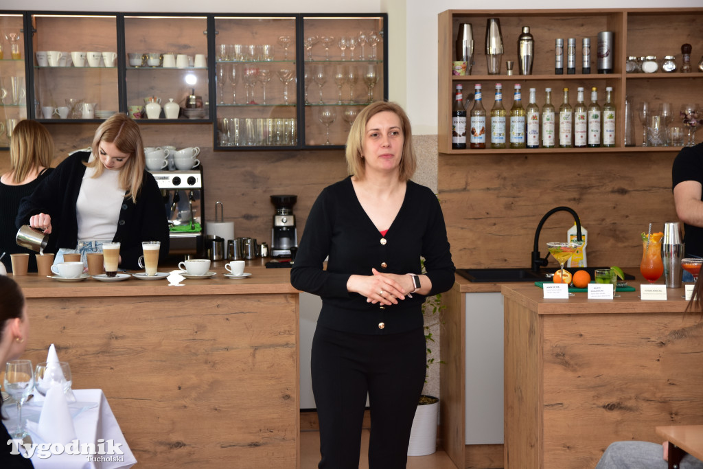 Zachęcają, aby od września kontynuować naukę w ich klasach. ZSLiT zaprosiło ósmoklasistów do swoich murów