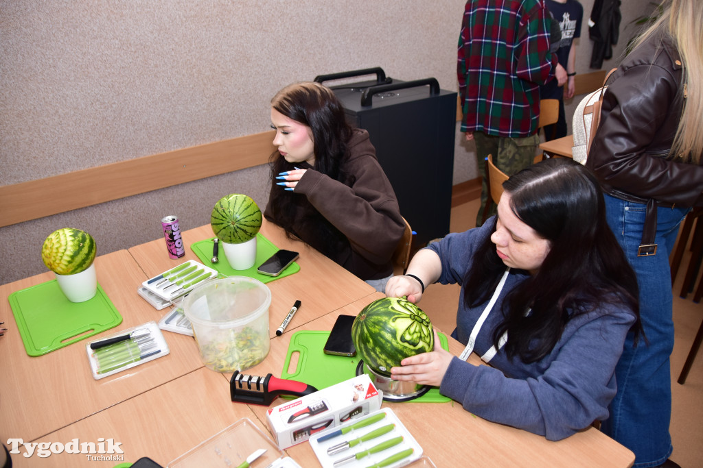 Zachęcają, aby od września kontynuować naukę w ich klasach. ZSLiT zaprosiło ósmoklasistów do swoich murów