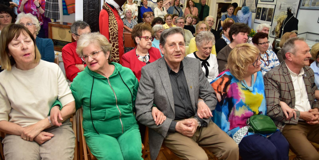 Wystawa o modzie  w Muzeum Borów Tucholskich