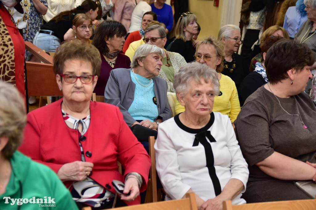 Wystawa o modzie  w Muzeum Borów Tucholskich