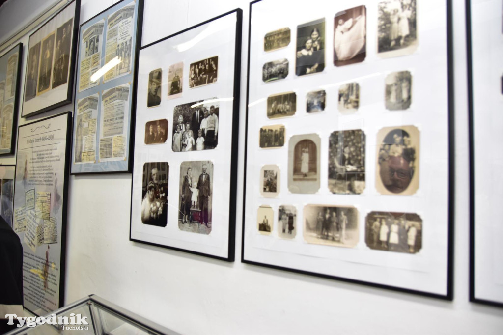 Wystawa o modzie  w Muzeum Borów Tucholskich