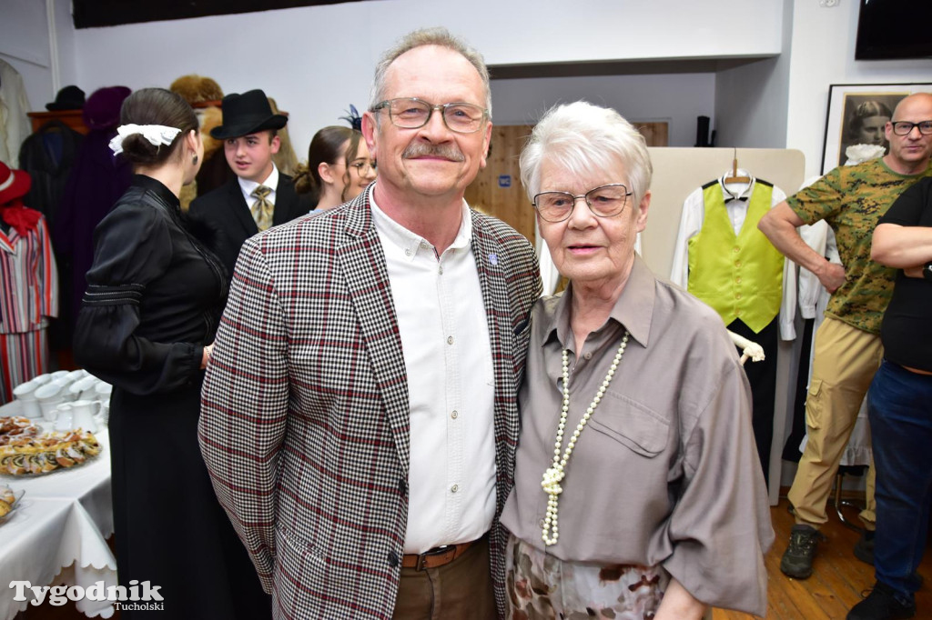 Wystawa o modzie  w Muzeum Borów Tucholskich