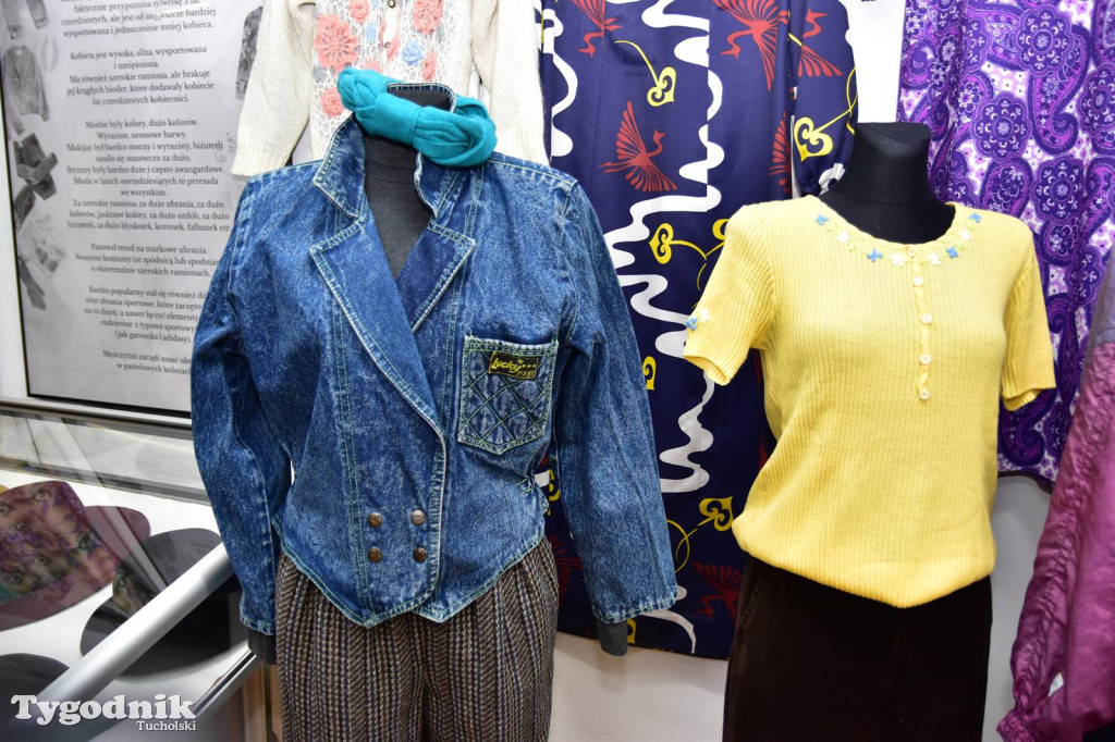 Wystawa o modzie  w Muzeum Borów Tucholskich