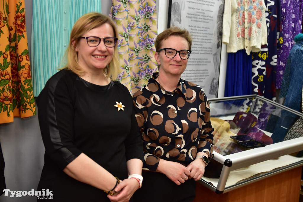 Wystawa o modzie  w Muzeum Borów Tucholskich