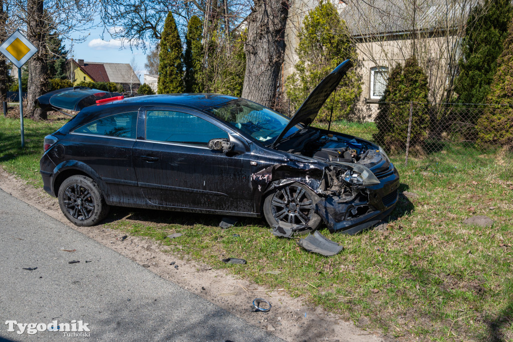 Wypadek w Kęsowie przy ośrodku zdrowia (19 kwietnia)