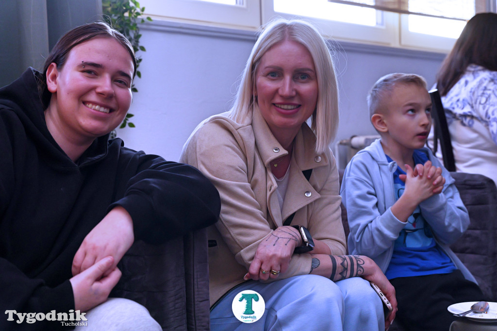 Niebieska kafka w Stowarzyszeniu Się Uda