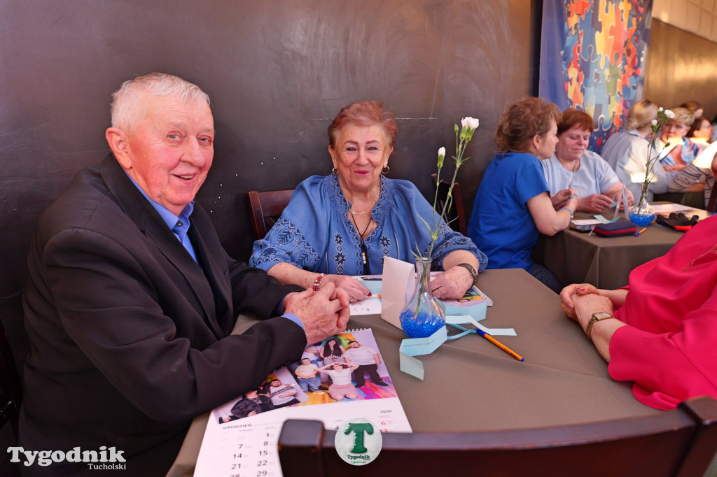 Niebieska kafka w Stowarzyszeniu Się Uda