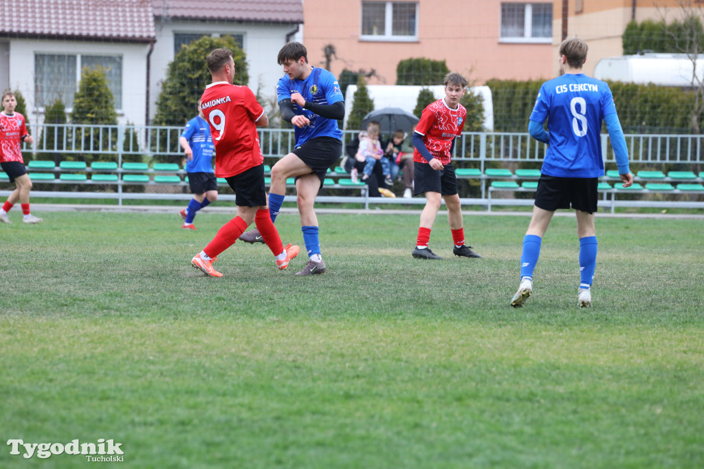 Klasa B: Cis i Myśliwiec gościnni dla rywali